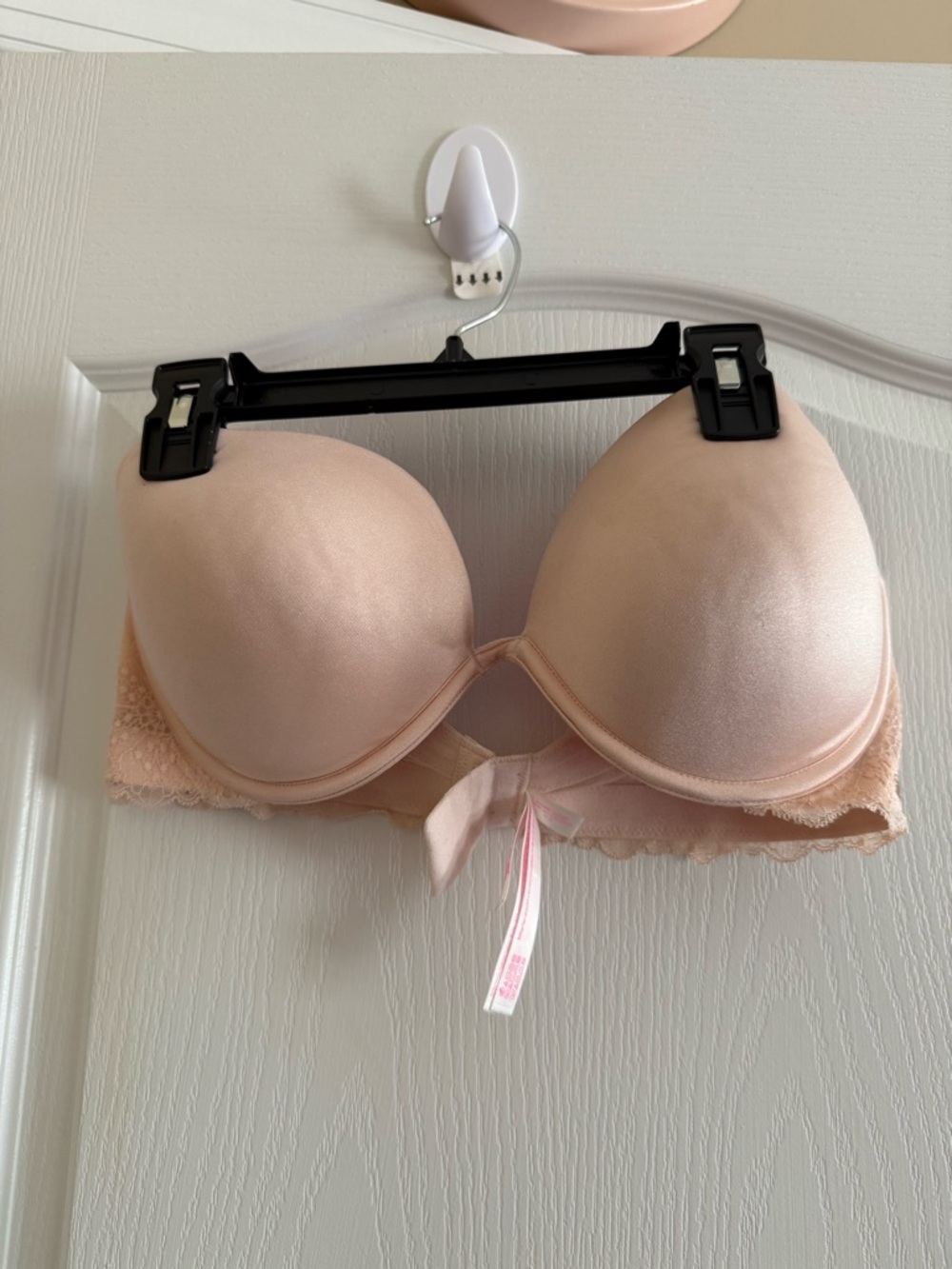 Victoria's Secret Blush Pink Strapless Push-Up Bra with Lace Band